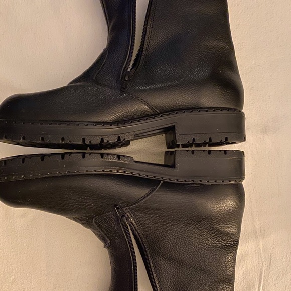 Men’s Leather Waterproof Boot Size 10.5 Wide - Picture 4 of 6